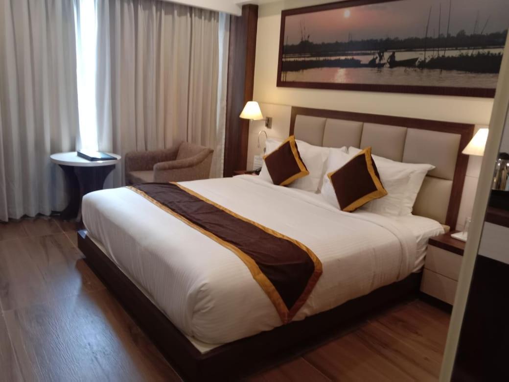 Hotel Rimi International Агартала Екстериор снимка