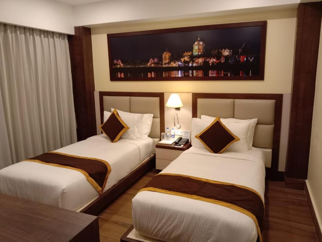 Hotel Rimi International Агартала Екстериор снимка