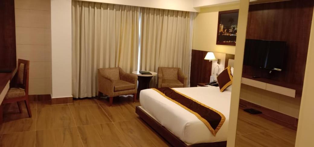 Hotel Rimi International Агартала Екстериор снимка
