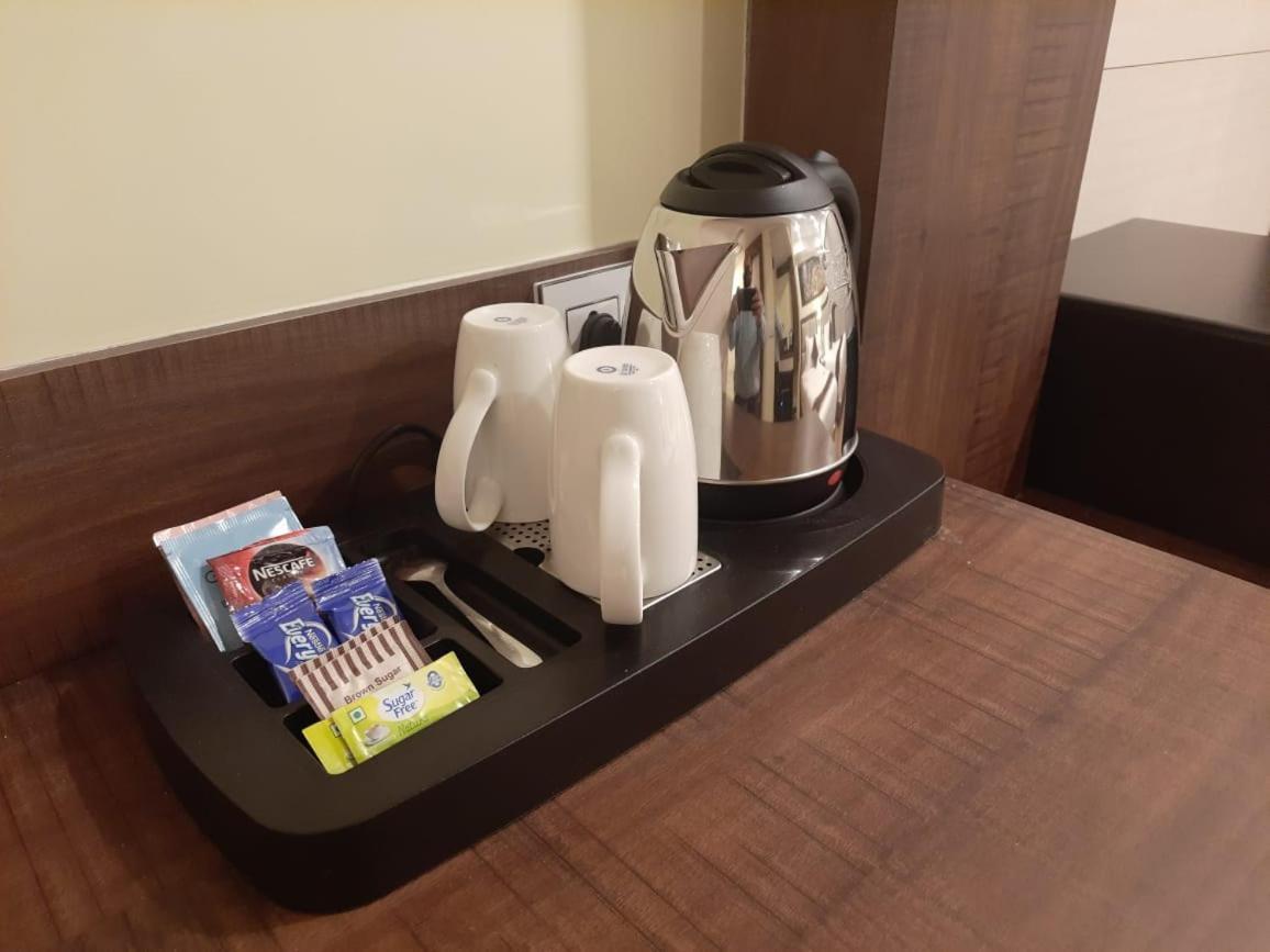 Hotel Rimi International Агартала Екстериор снимка