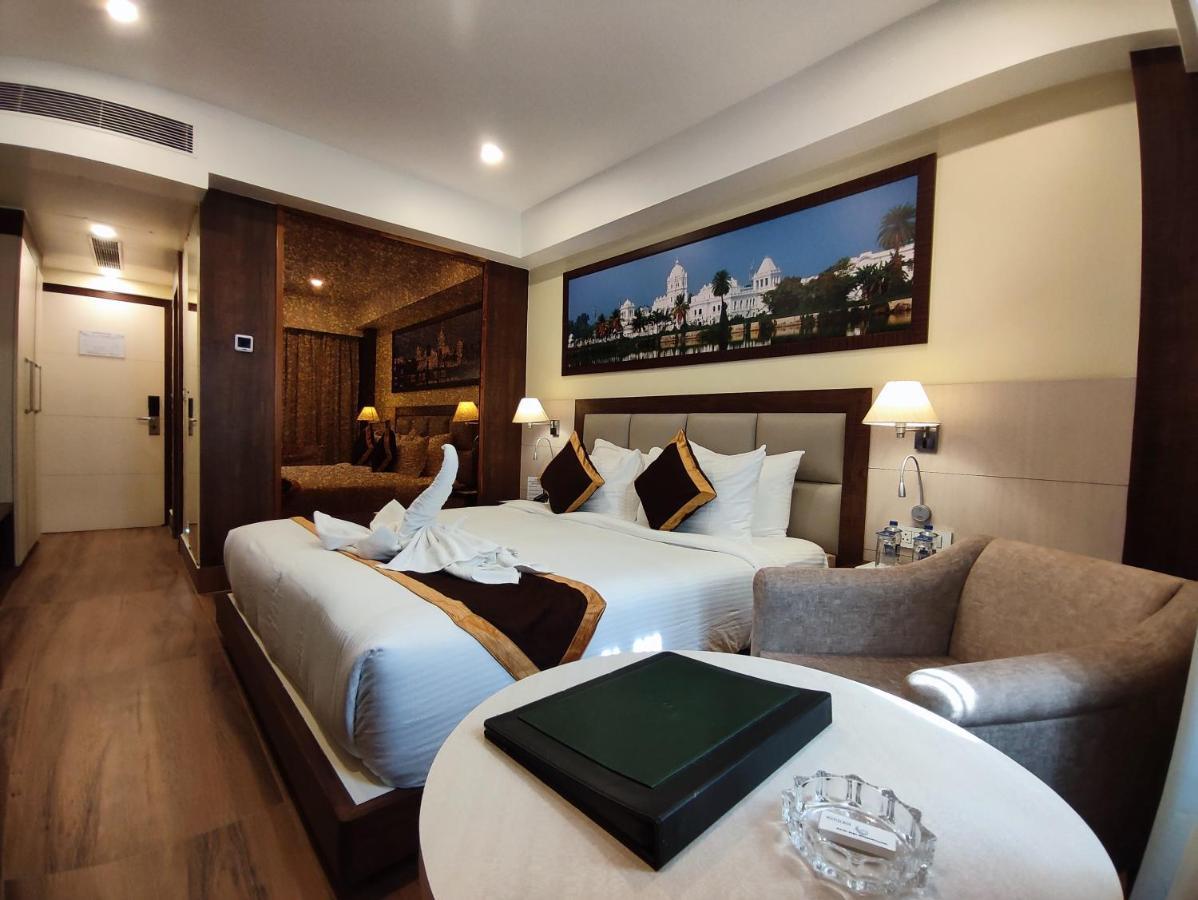 Hotel Rimi International Агартала Екстериор снимка