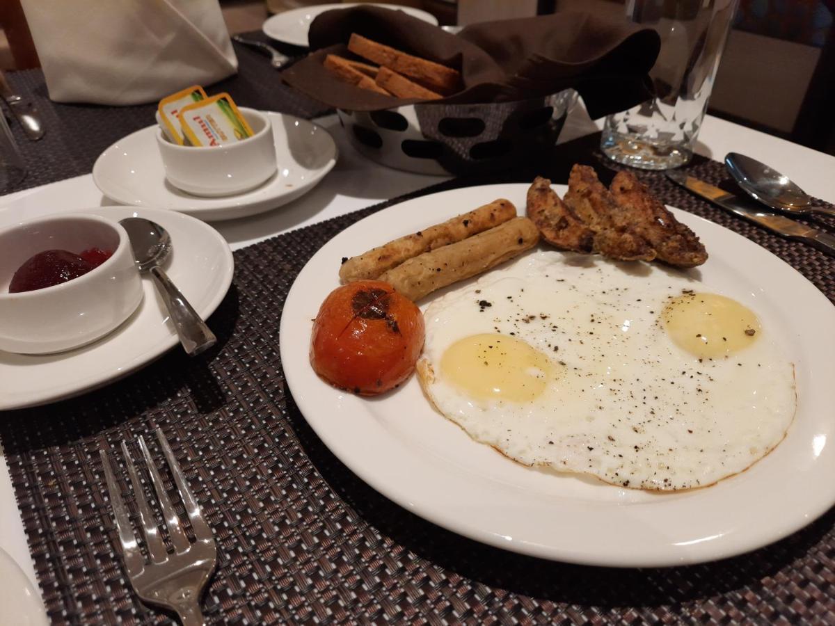 Hotel Rimi International Агартала Екстериор снимка