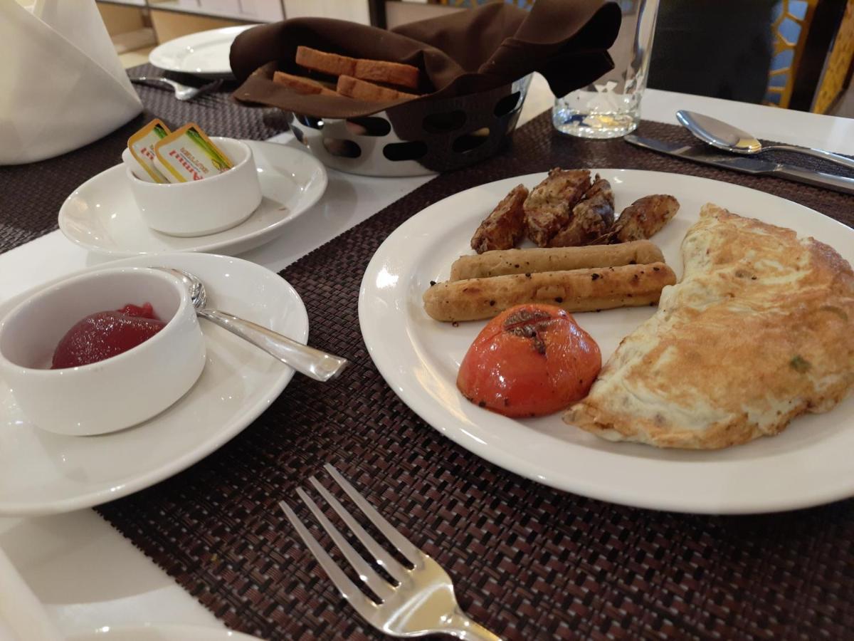Hotel Rimi International Агартала Екстериор снимка