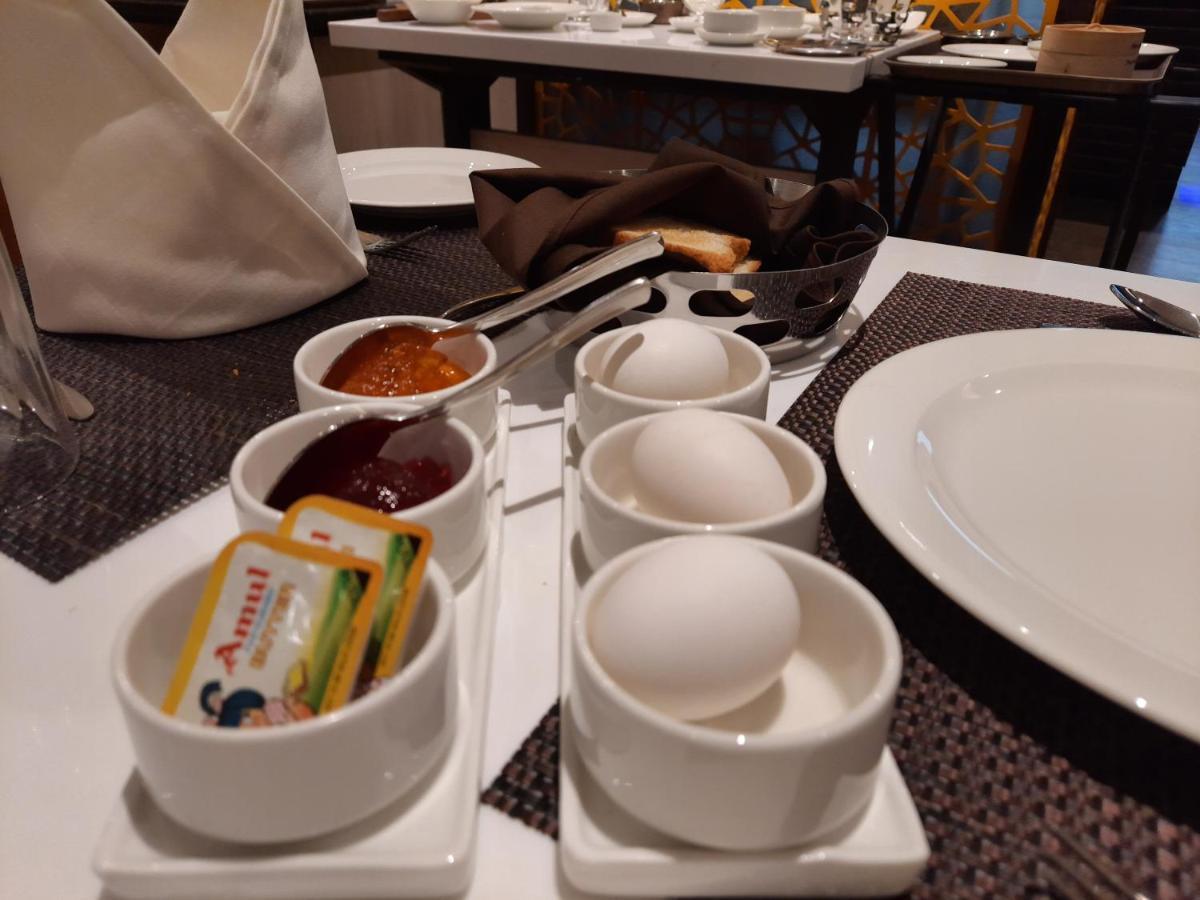Hotel Rimi International Агартала Екстериор снимка